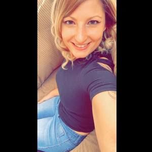 Meet your Posher, Andrea